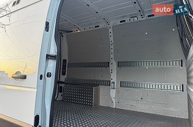 Вантажний фургон Renault Master 2022 в Тернополі