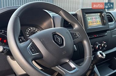 Вантажний фургон Renault Master 2022 в Тернополі