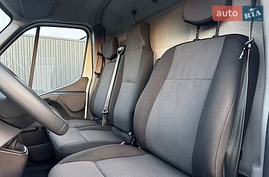 Вантажний фургон Renault Master 2022 в Тернополі