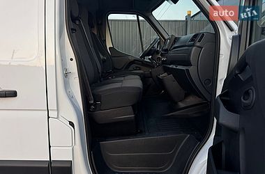 Вантажний фургон Renault Master 2022 в Тернополі
