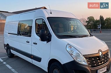 Грузовой фургон Renault Master 2015 в Киеве