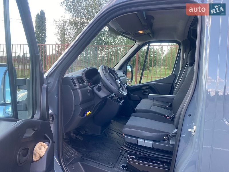 Вантажний фургон Renault Master 2023 в Луцьку