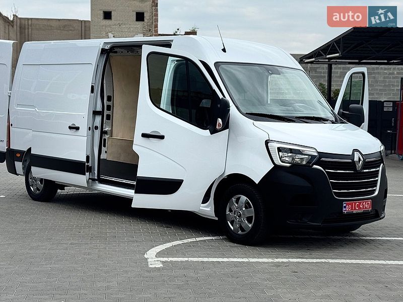 Вантажний фургон Renault Master 2023 в Дубні