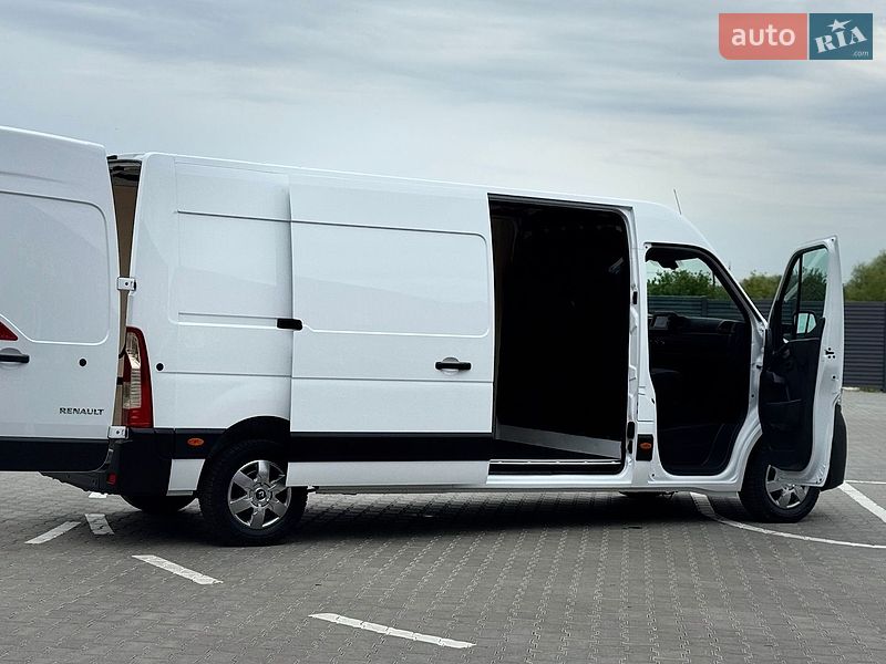 Вантажний фургон Renault Master 2023 в Дубні