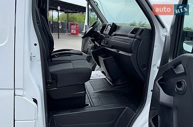 Вантажний фургон Renault Master 2023 в Дубні