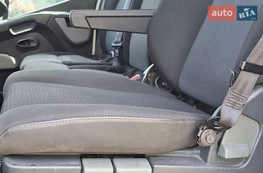 Евакуатор Renault Master 2014 в Житомирі
