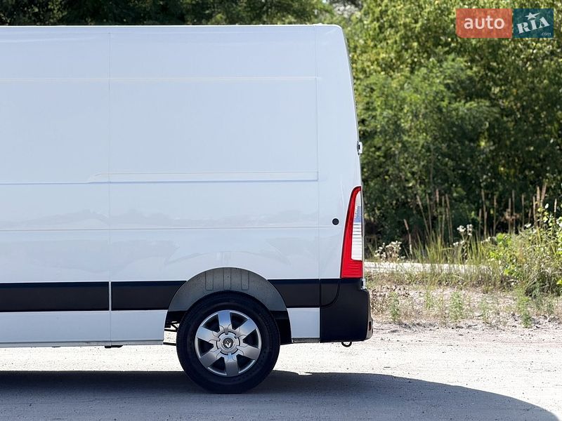 Грузовой фургон Renault Master 2022 в Киеве