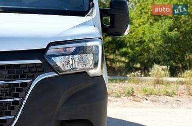 Грузовой фургон Renault Master 2022 в Киеве