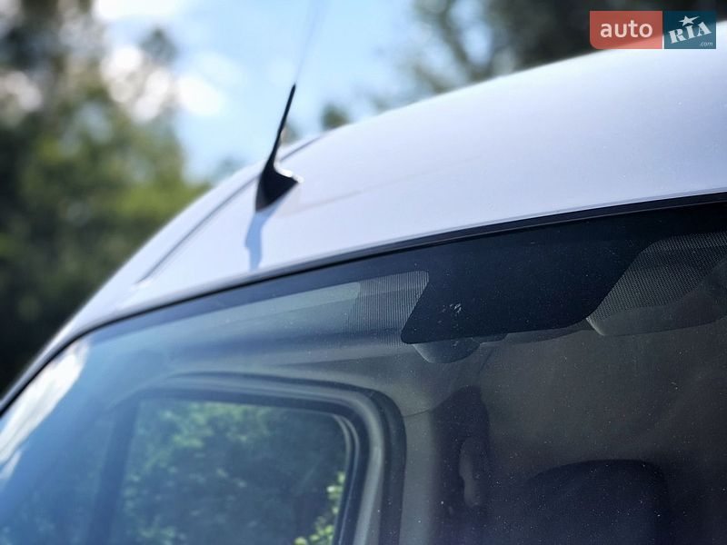 Грузовой фургон Renault Master 2022 в Киеве