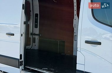 Грузовой фургон Renault Master 2022 в Киеве
