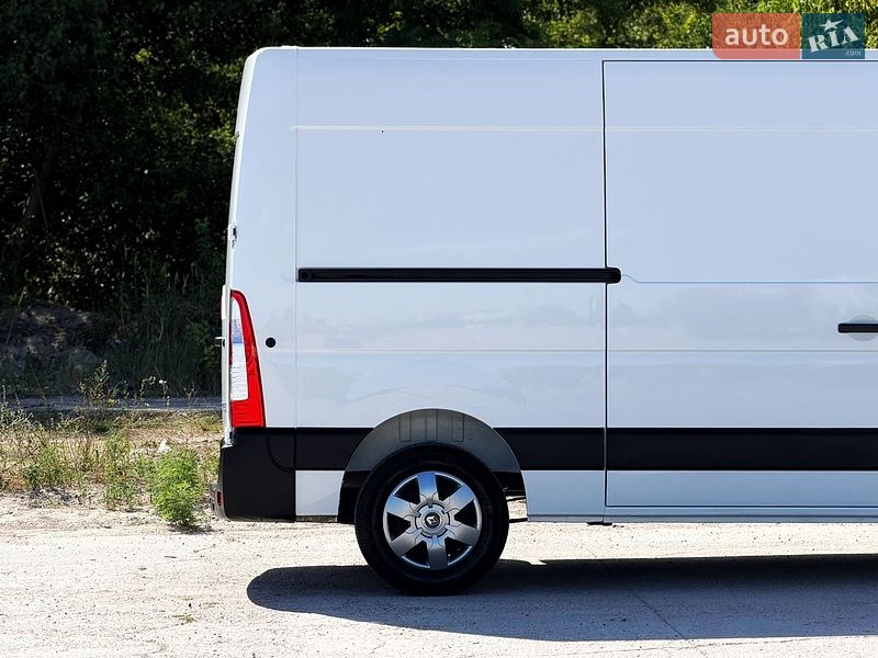Грузовой фургон Renault Master 2022 в Киеве