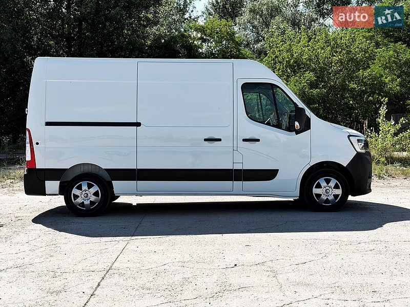 Грузовой фургон Renault Master 2022 в Киеве
