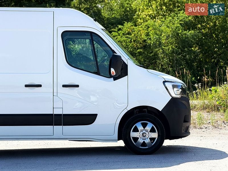 Грузовой фургон Renault Master 2022 в Киеве