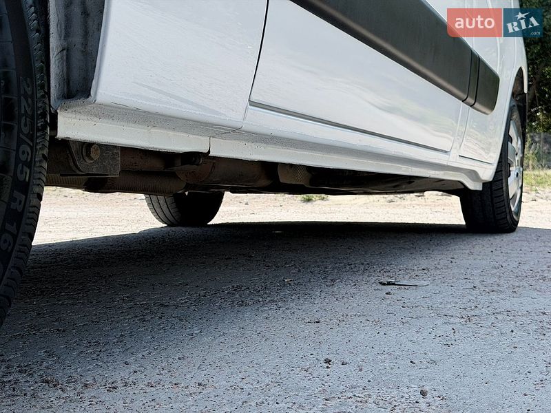 Грузовой фургон Renault Master 2022 в Киеве
