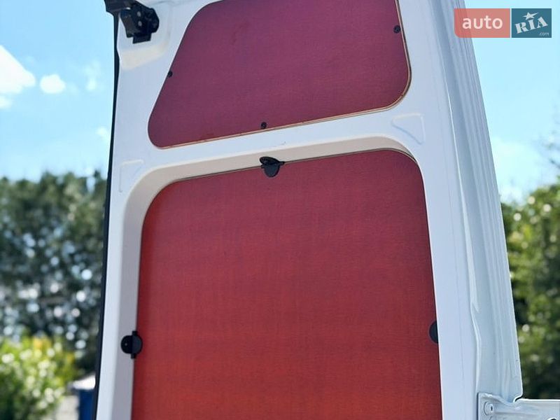 Грузовой фургон Renault Master 2022 в Киеве