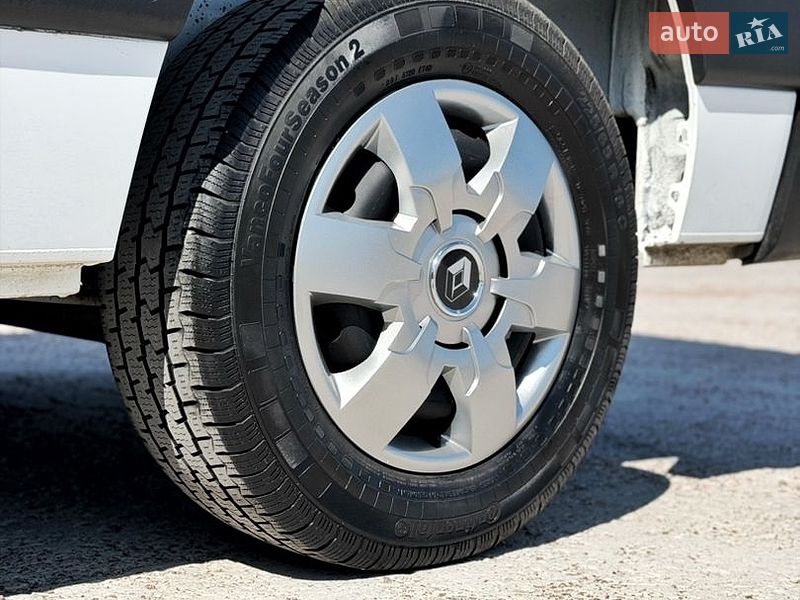 Грузовой фургон Renault Master 2022 в Киеве