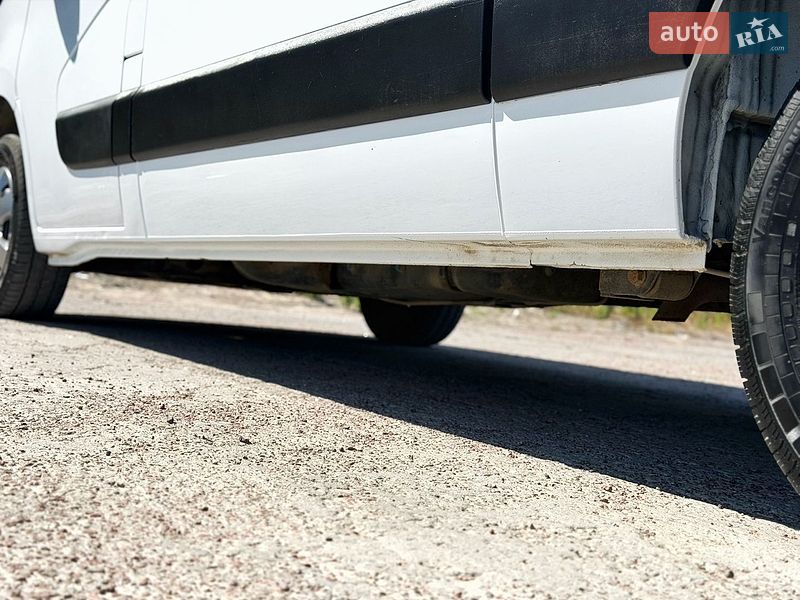 Грузовой фургон Renault Master 2022 в Киеве