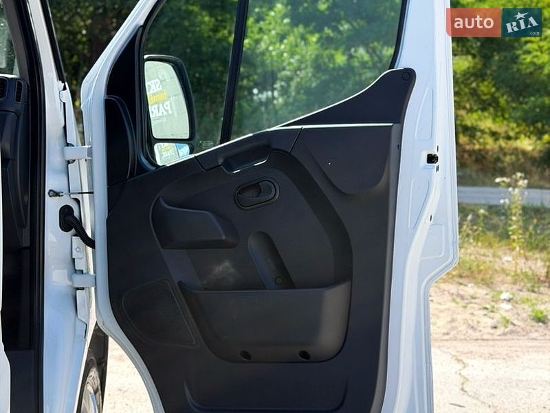Грузовой фургон Renault Master 2022 в Киеве