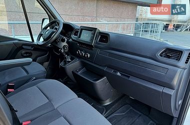 Грузовой фургон Renault Master 2022 в Киеве