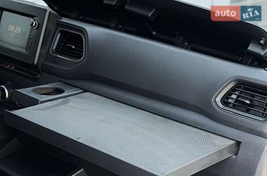 Грузовой фургон Renault Master 2022 в Киеве