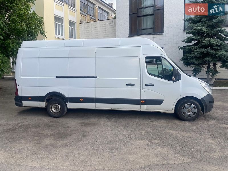 Грузопассажирский фургон Renault Master 2015 в Киеве