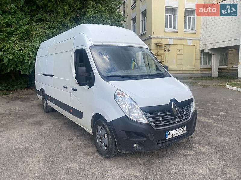 Грузопассажирский фургон Renault Master 2015 в Киеве