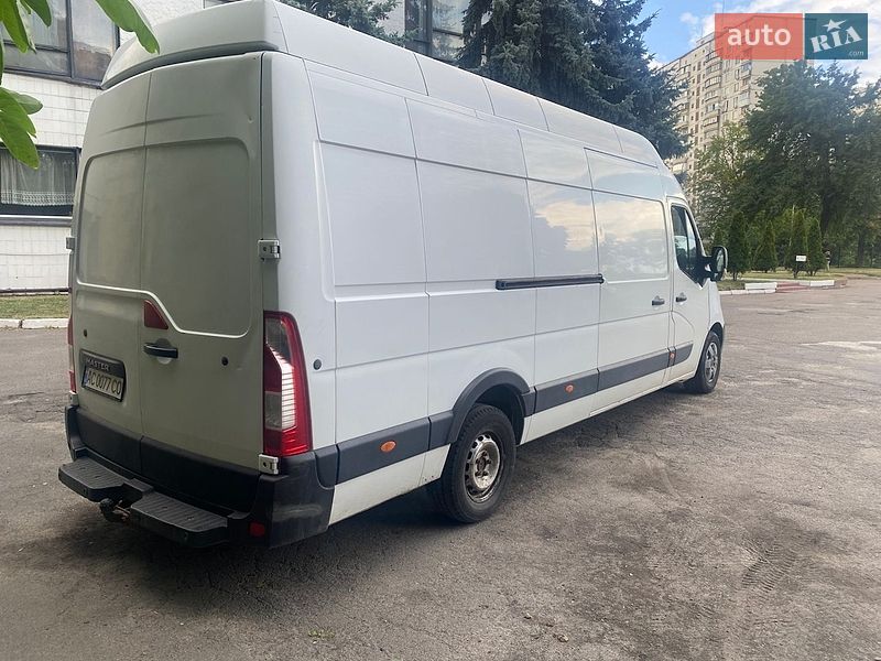 Грузопассажирский фургон Renault Master 2015 в Киеве