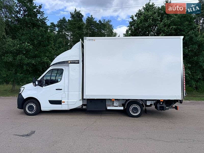 Грузовой фургон Renault Master 2023 в Киеве