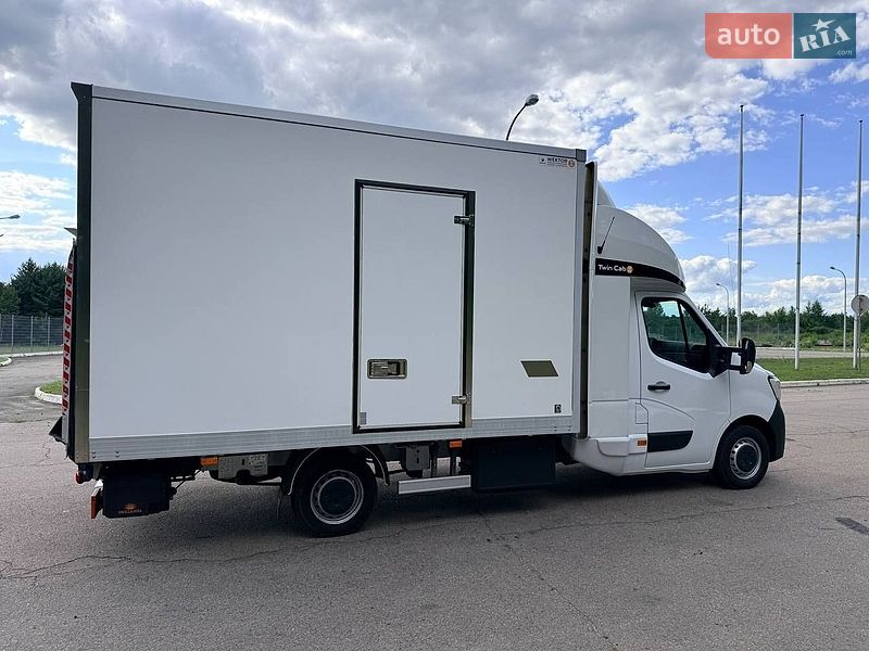 Грузовой фургон Renault Master 2023 в Киеве