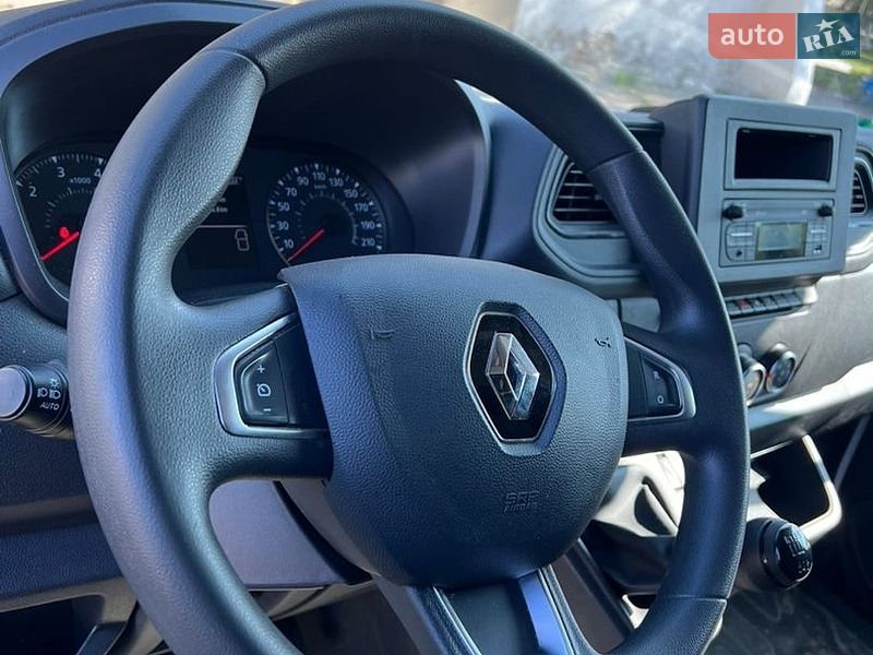 Грузовой фургон Renault Master 2022 в Луцке
