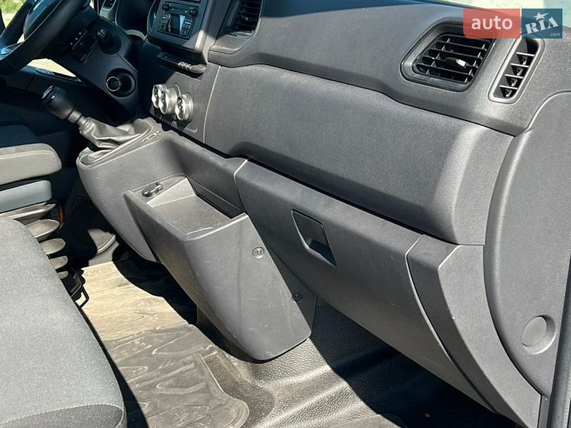 Грузовой фургон Renault Master 2022 в Луцке