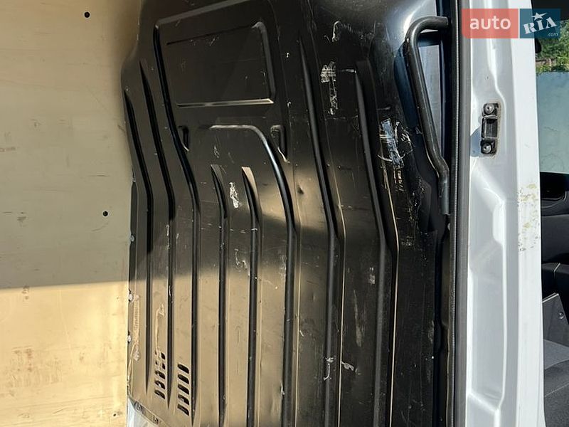Грузовой фургон Renault Master 2022 в Луцке