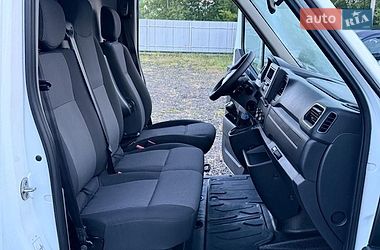 Вантажний фургон Renault Master 2021 в Дніпрі