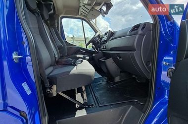 Вантажний фургон Renault Master 2022 в Дубні