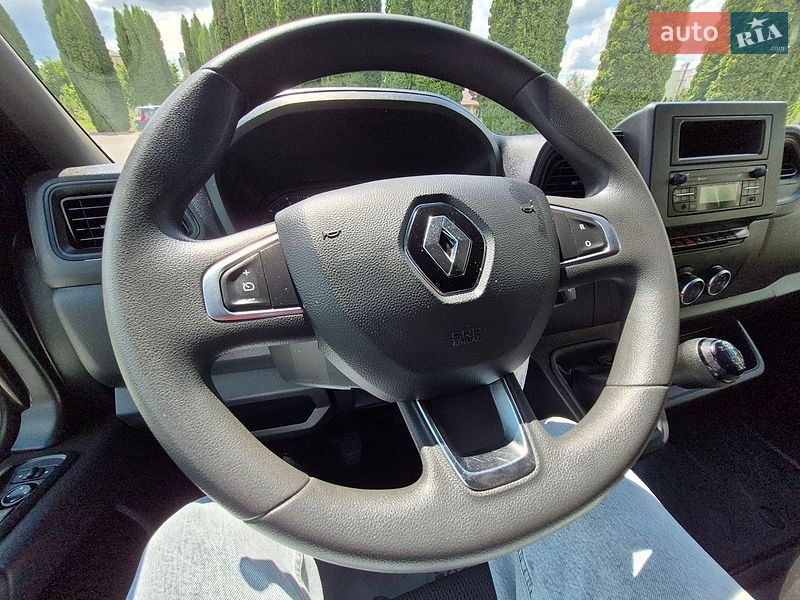 Вантажний фургон Renault Master 2022 в Дубні