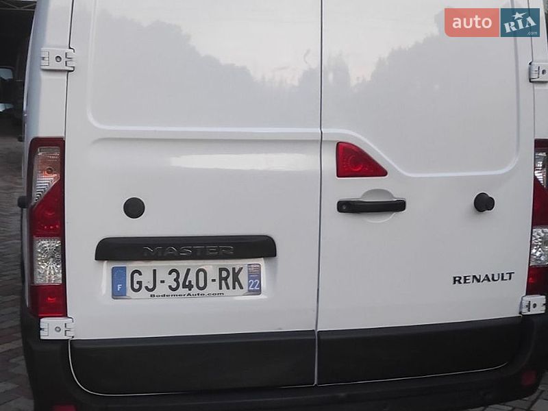 Вантажний фургон Renault Master 2022 в Умані