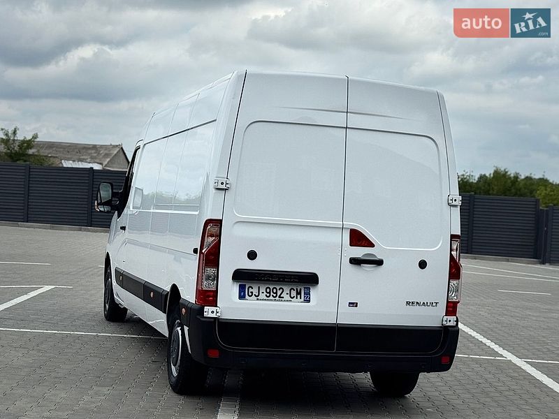 Грузовой фургон Renault Master 2023 в Дубно