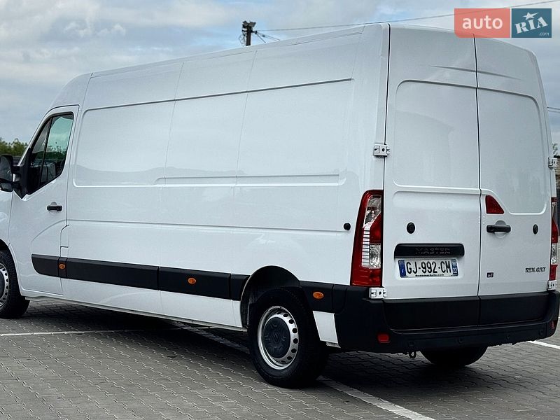 Грузовой фургон Renault Master 2023 в Дубно