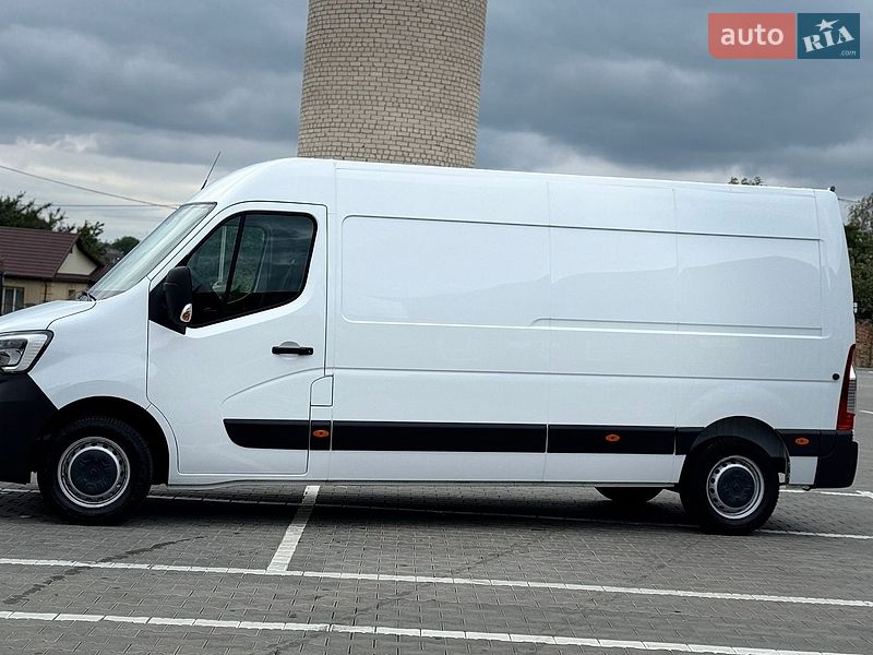 Грузовой фургон Renault Master 2023 в Дубно