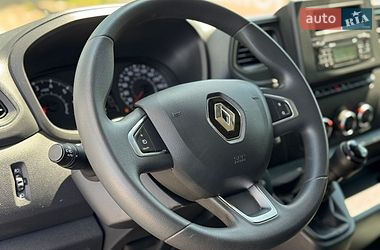 Грузовой фургон Renault Master 2022 в Умани