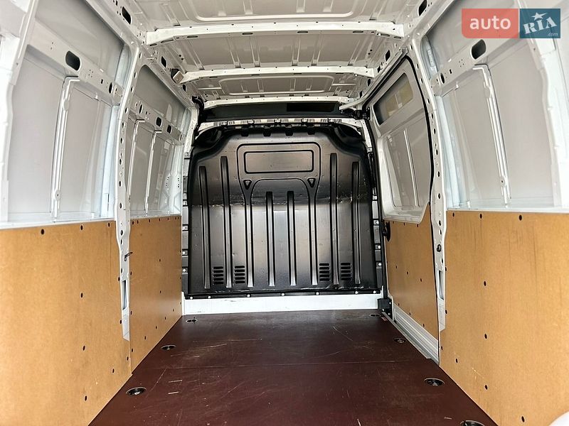 Грузовой фургон Renault Master 2024 в Хусте фото 30 Грузовой фургон Renault Master 2024 в Хусте