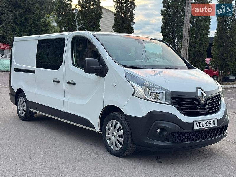 Вантажопасажирський фургон Renault Master 2019 в Дубні