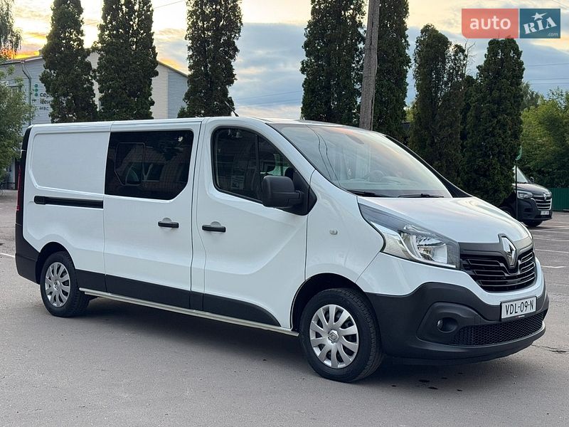 Вантажопасажирський фургон Renault Master 2019 в Дубні