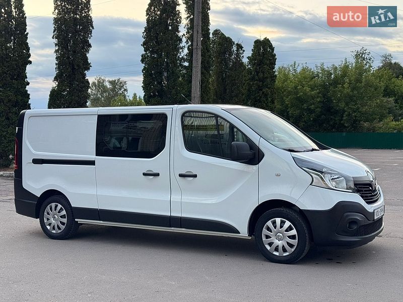 Вантажопасажирський фургон Renault Master 2019 в Дубні