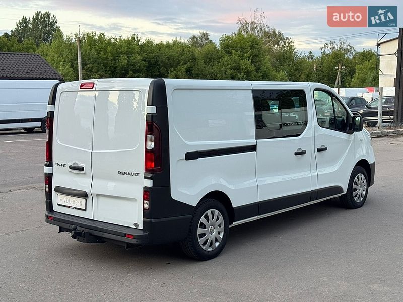 Вантажопасажирський фургон Renault Master 2019 в Дубні