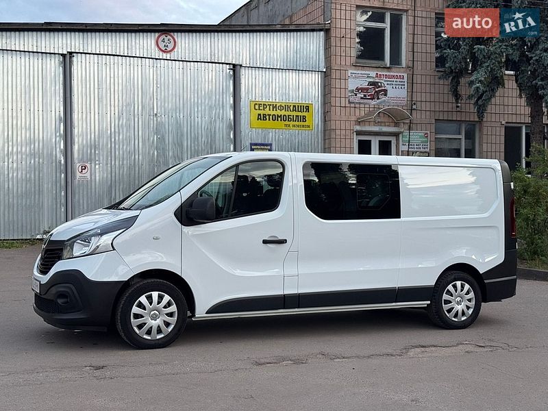 Вантажопасажирський фургон Renault Master 2019 в Дубні