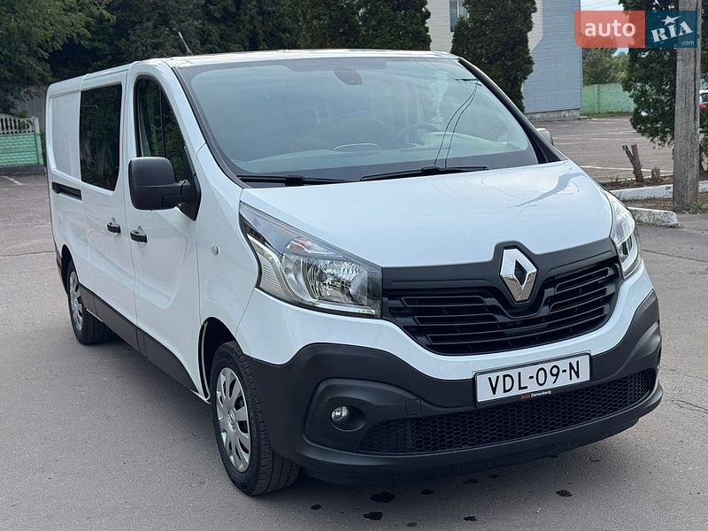 Вантажопасажирський фургон Renault Master 2019 в Дубні