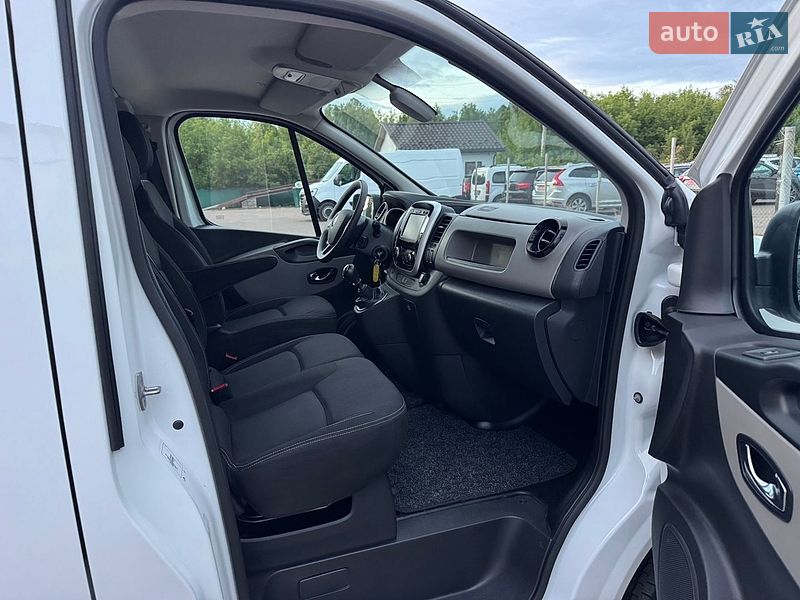 Вантажопасажирський фургон Renault Master 2019 в Дубні