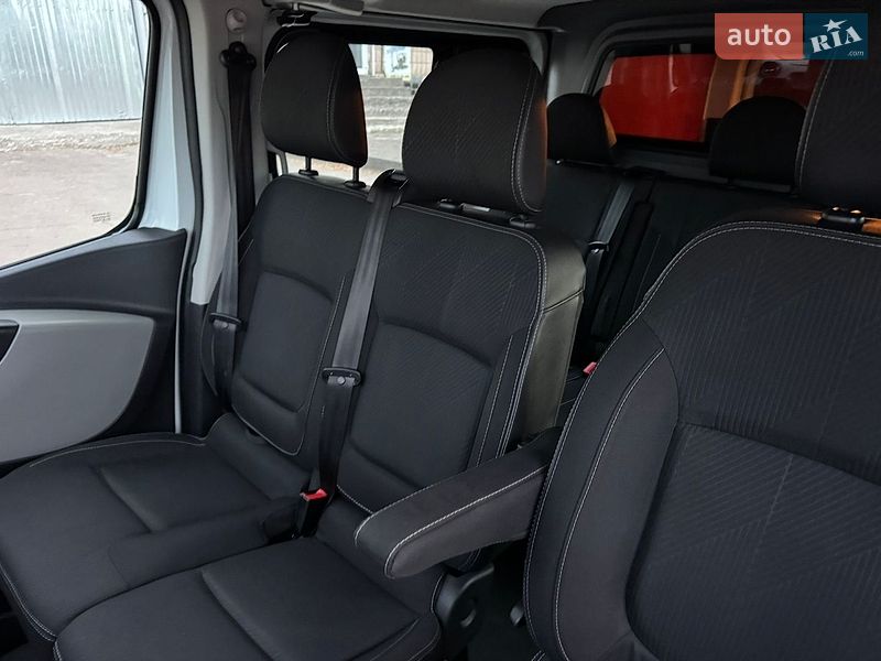 Вантажопасажирський фургон Renault Master 2019 в Дубні