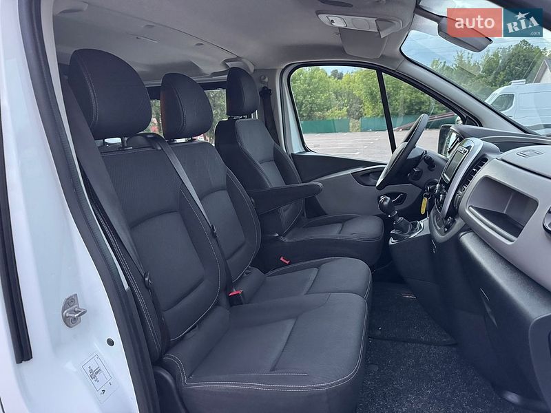 Вантажопасажирський фургон Renault Master 2019 в Дубні